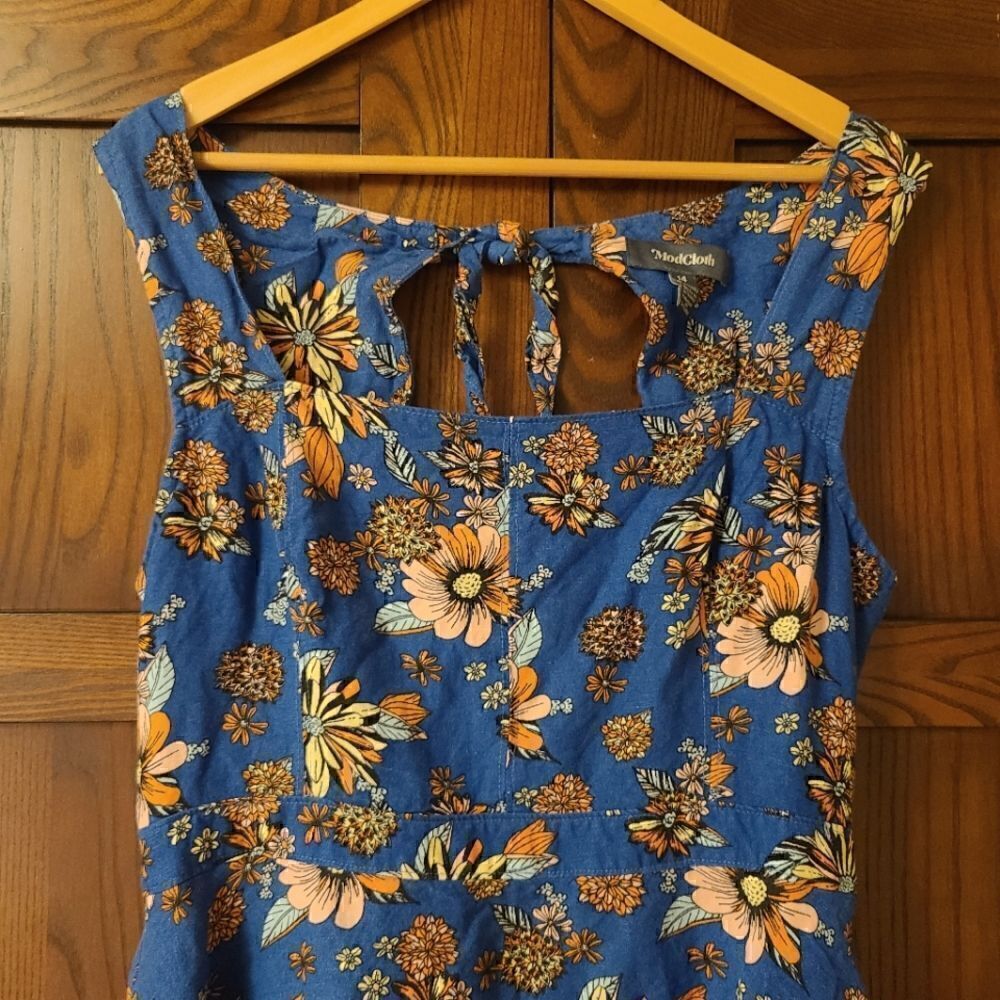 Modcloth Bursting With Optimism Fit and Flare Dress - Picture 3 of 9